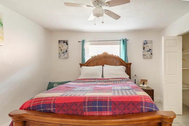 Вилла Cheerful 1-Bed On Oakland Park Fl Форт-Лодердейл Экстерьер фото