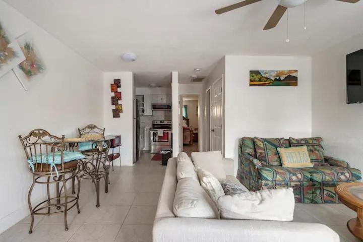 Вилла Cheerful 1-Bed On Oakland Park Fl Форт-Лодердейл Экстерьер фото